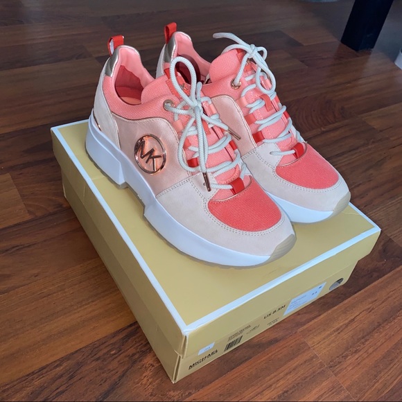 NWT Michael Kors Sneakers - Picture 2 of 7